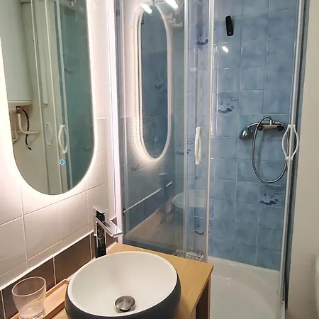 Apartamento T2 Avec Balcon Et Garage